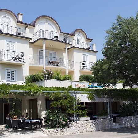 Pansion Maestral Hotell Novi Vinodolski Eksteriør bilde