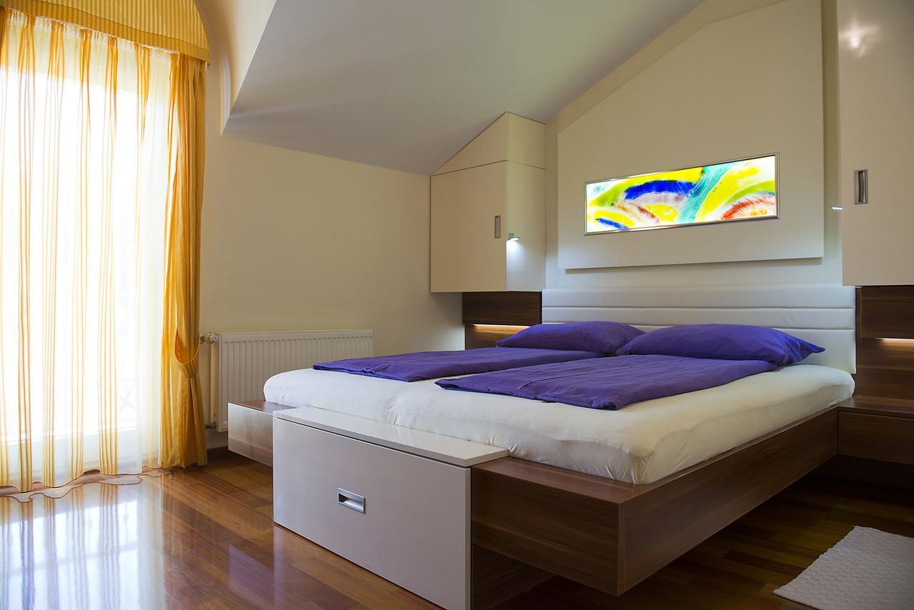 Pansion Maestral Hotell Novi Vinodolski Eksteriør bilde