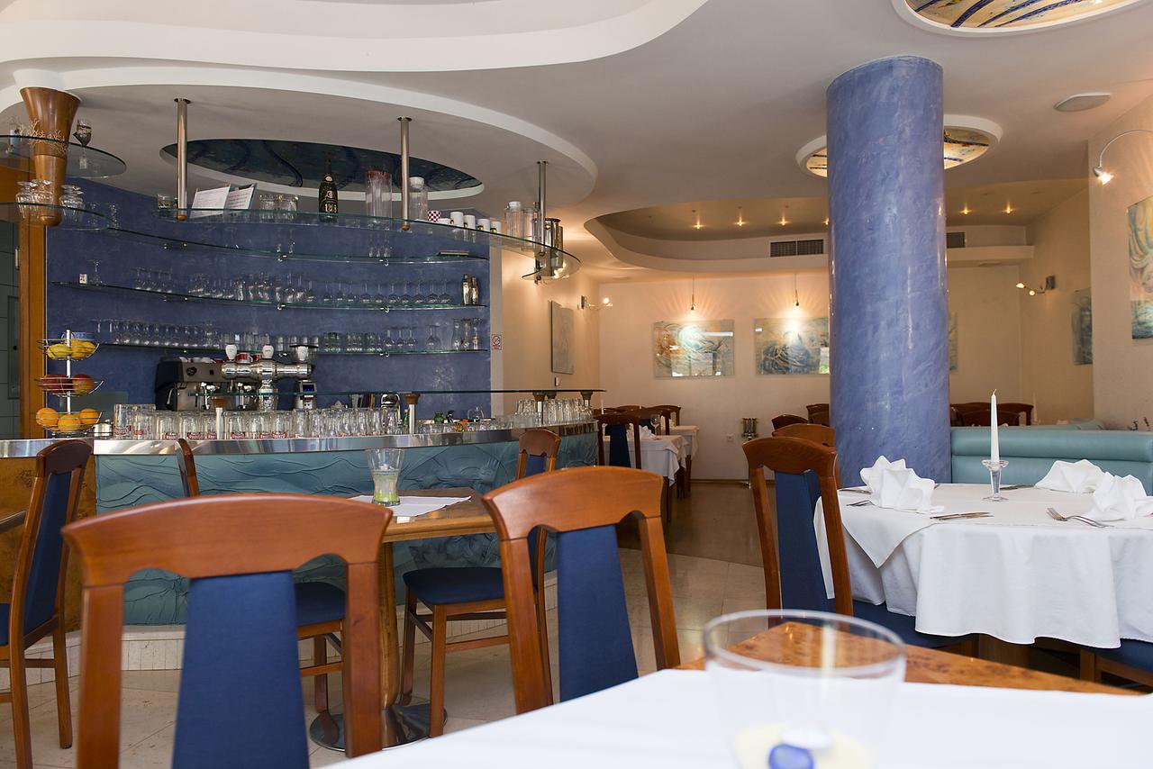 Pansion Maestral Hotell Novi Vinodolski Eksteriør bilde